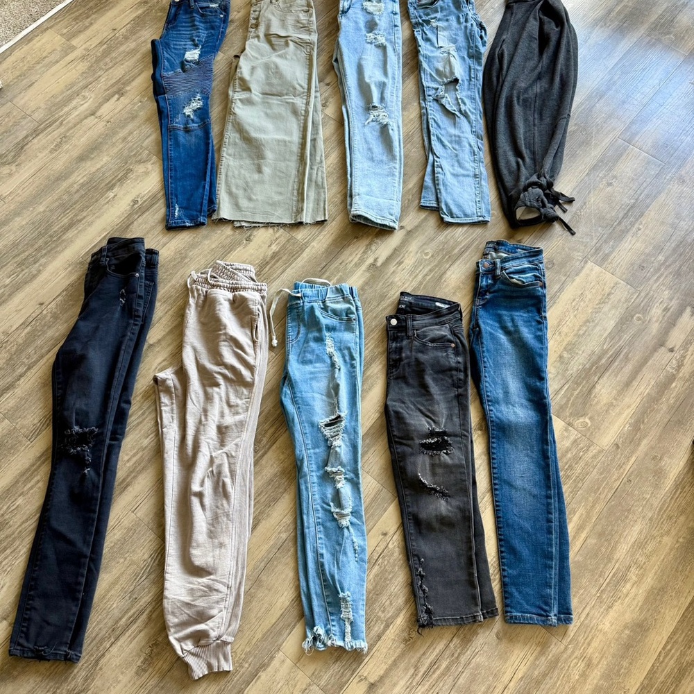 Assorted Denim and Casual Pants 0/24 $25/pair obo